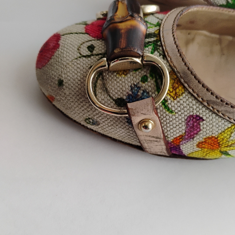 Gucci Floral Canvas Ballet Flats with Bamboo Horsebit - Cream, Red, Green, Brown - Picture 9 of 16